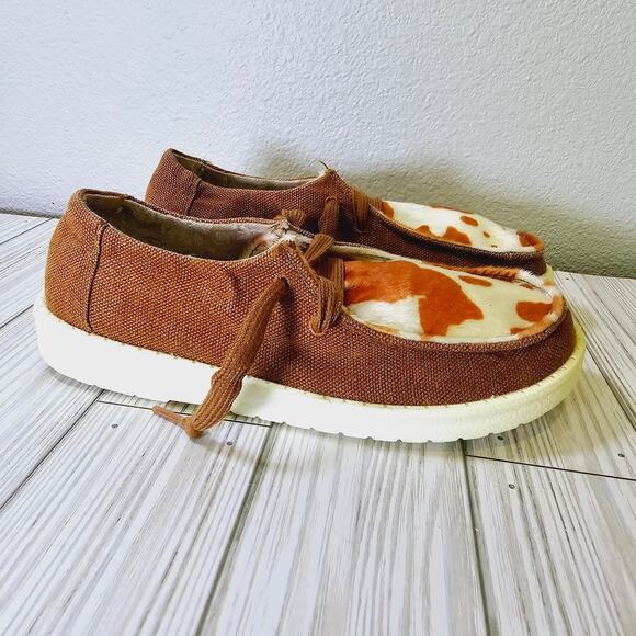 Gypsy Jazz Mooma Slip On Shoes- Girls's Size 1- Brown Cow Print - Picture 1 of 5